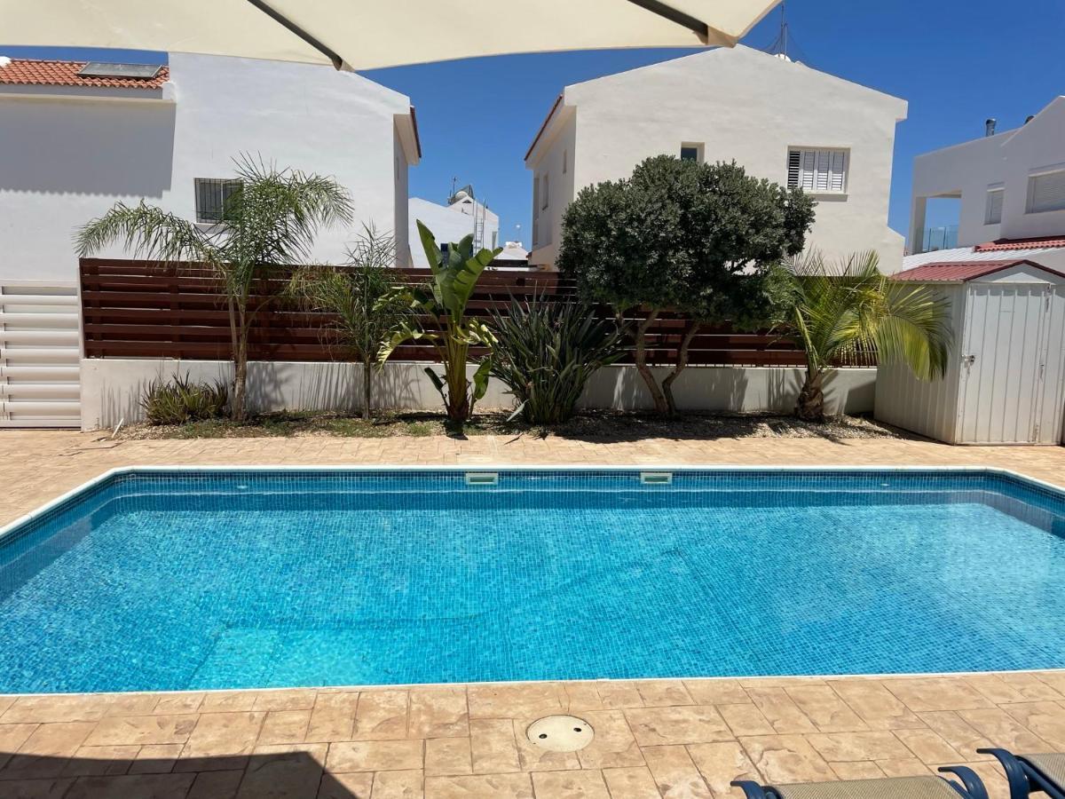 Sol Y Mar Malama Villa Paralimni Exteriér fotografie