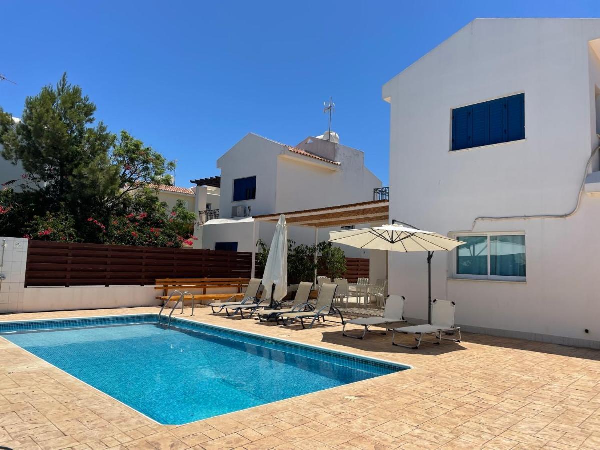 Sol Y Mar Malama Villa Paralimni Exteriér fotografie